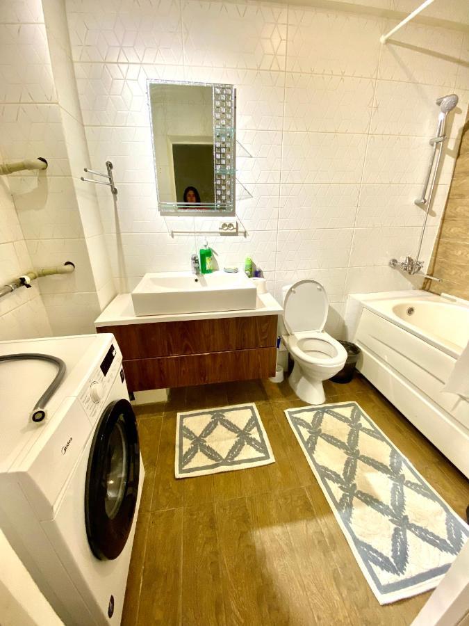 Просторная Двухкомнатная Квартира Жк Бакытты Омир Almaty Ngoại thất bức ảnh