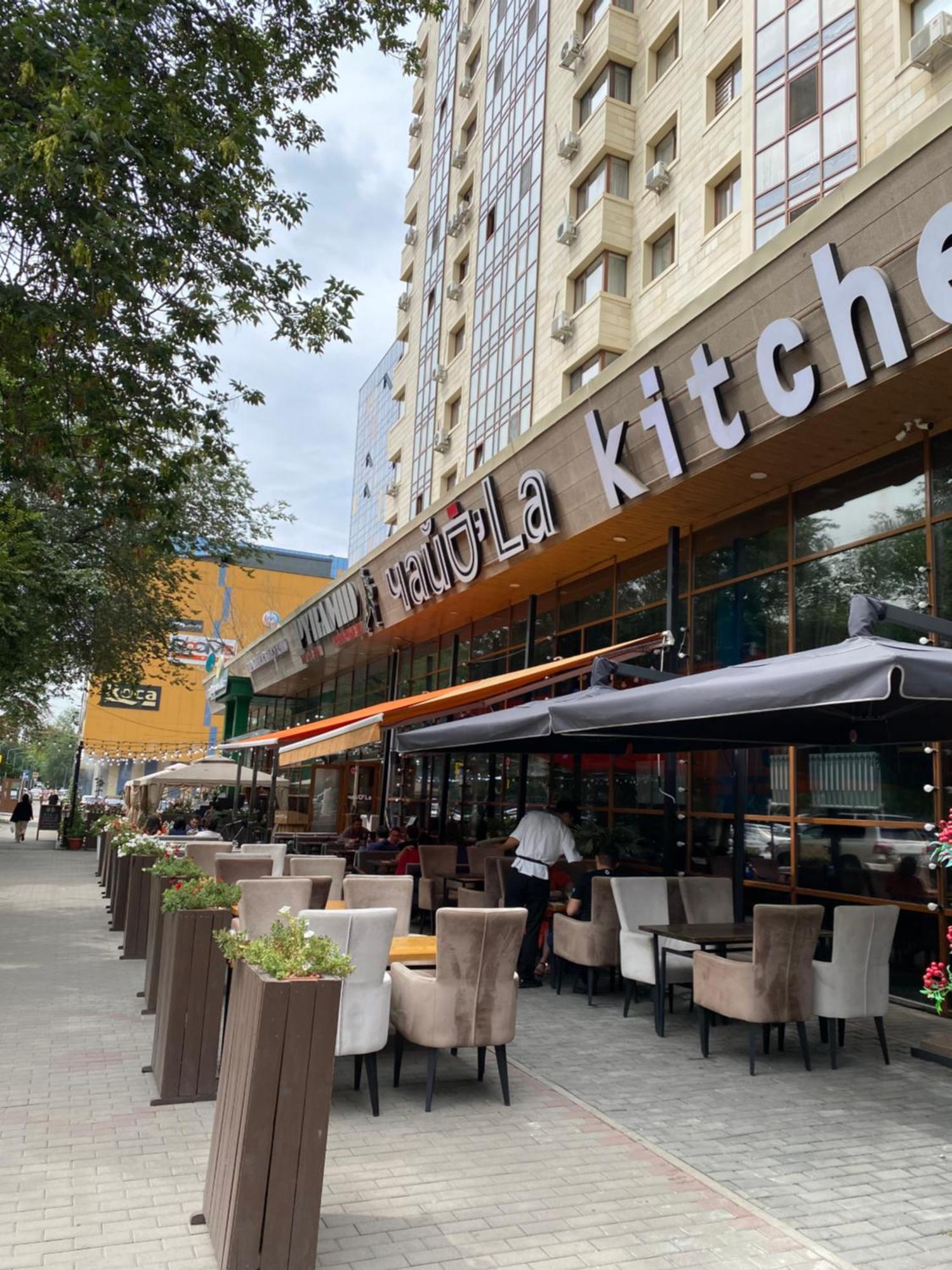 Просторная Двухкомнатная Квартира Жк Бакытты Омир Almaty Ngoại thất bức ảnh